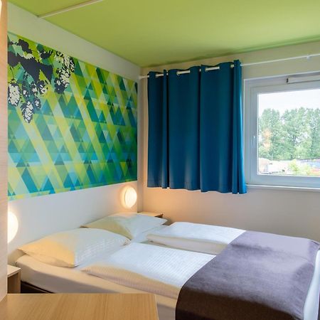 B&B Hotel Erlangen-Sued Екстер'єр фото