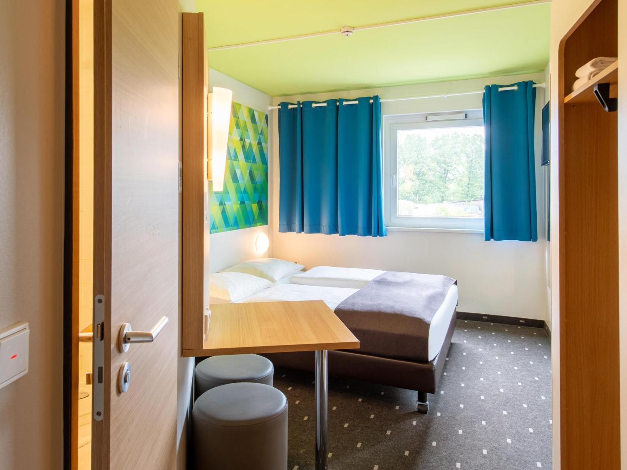 B&B Hotel Erlangen-Sued Екстер'єр фото