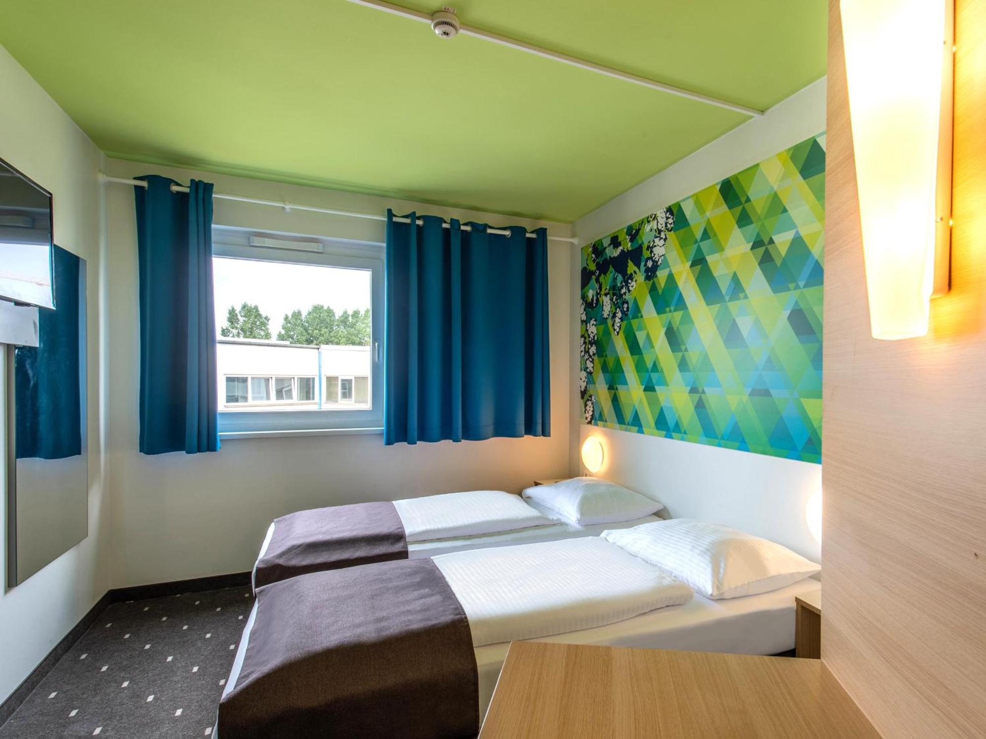 B&B Hotel Erlangen-Sued Екстер'єр фото