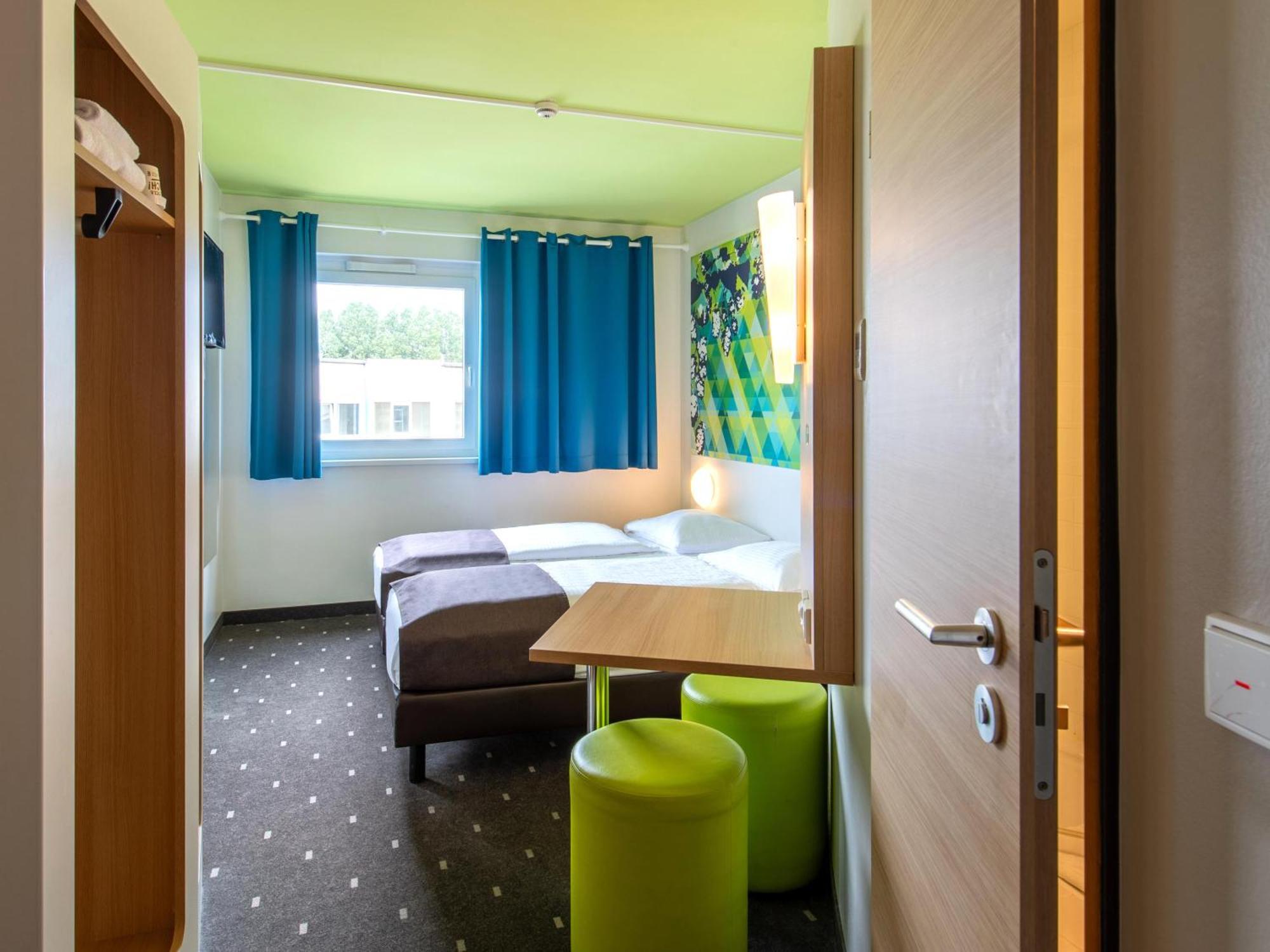 B&B Hotel Erlangen-Sued Екстер'єр фото