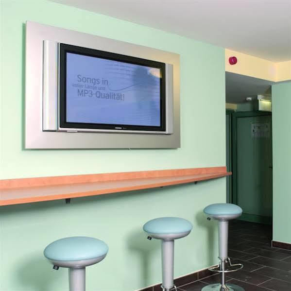 B&B Hotel Erlangen-Sued Екстер'єр фото